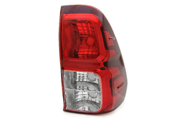 SAĞ STOP LAMBASI DUYSUZ TOYOTA HILUX 2015-2019 (DEPO)