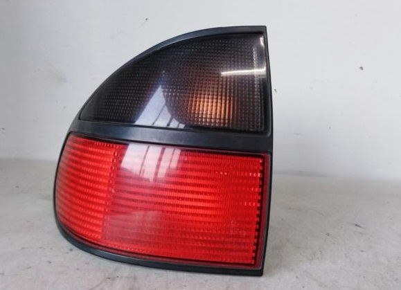 SOL DIŞ STOP LAMBASI FUME RENAULT LAGUNA 1995-1998 (DEPO)