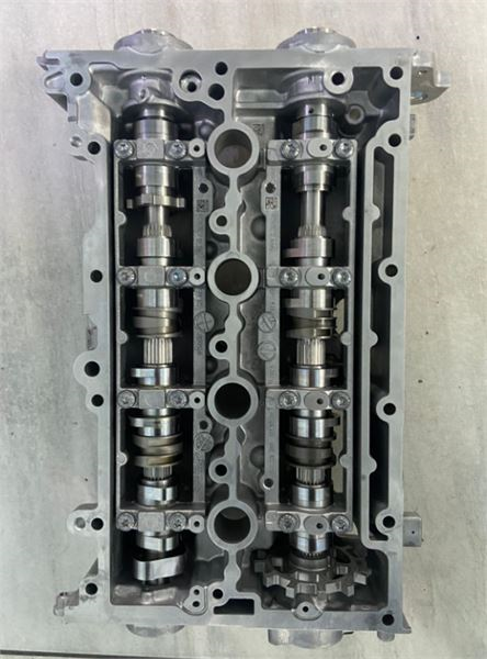 EKSANTRİK MİLİ VE KAPAĞI PASSAT TROC TCROSS TIGUAN 1.5TSI (ITHAL)