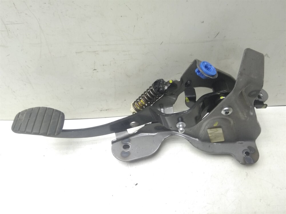 MAIS 465030061R DEBRIYAJ PEDALI FLUENCE