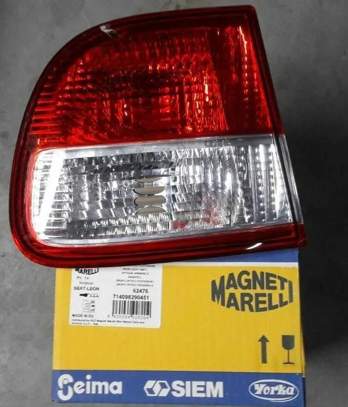 ARKA SOL İÇ STOP LAMBASI SEAT LEON 2000-2006 ARASI (MARELLI)