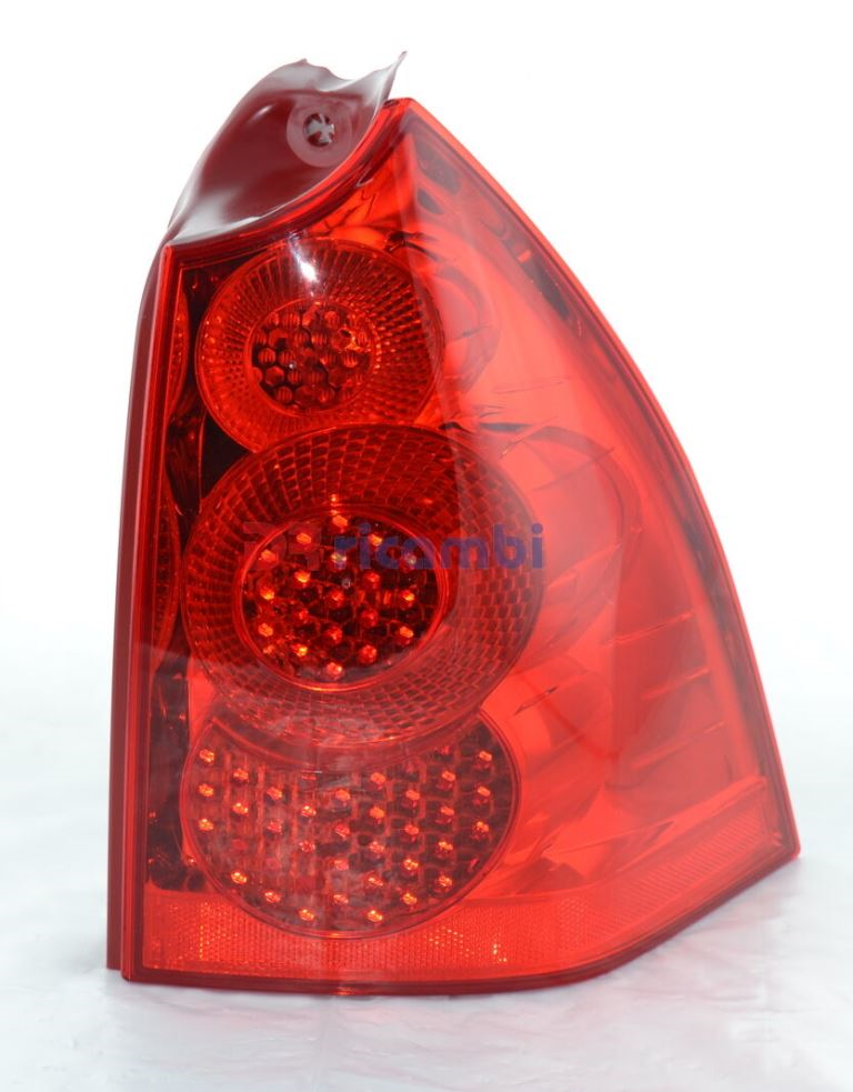 SAĞ STOP LAMBASI PEUGEOT 307 SW KASA 2005-2008 ARASI (MARELLI)