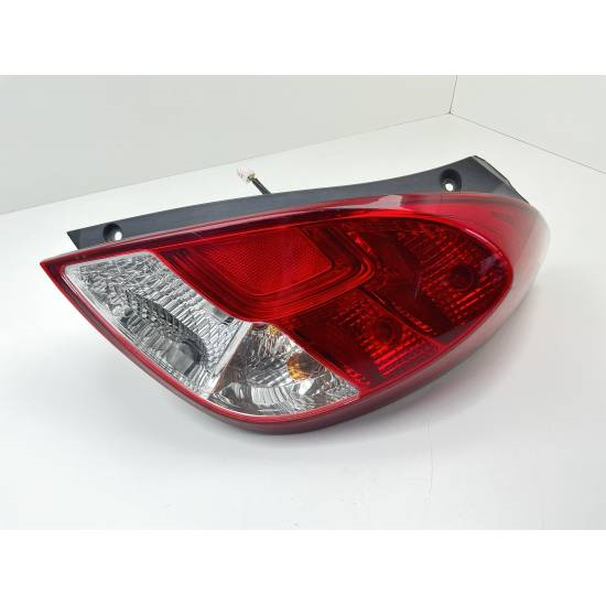 ARKA SAĞ STOP LAMBASI HYUNDAI i20 2012-2014 ARASI (PIED)