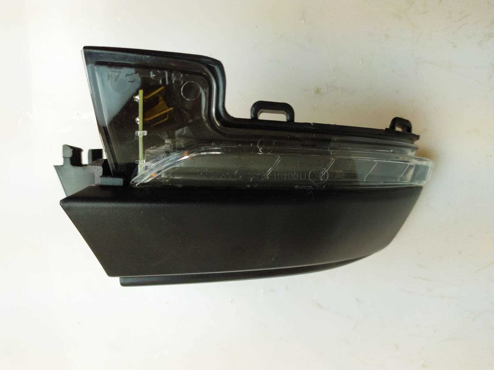 DIŞ DİKİZ AYNA SİNYALİ SKODA OCTAVIA 2013-SOL