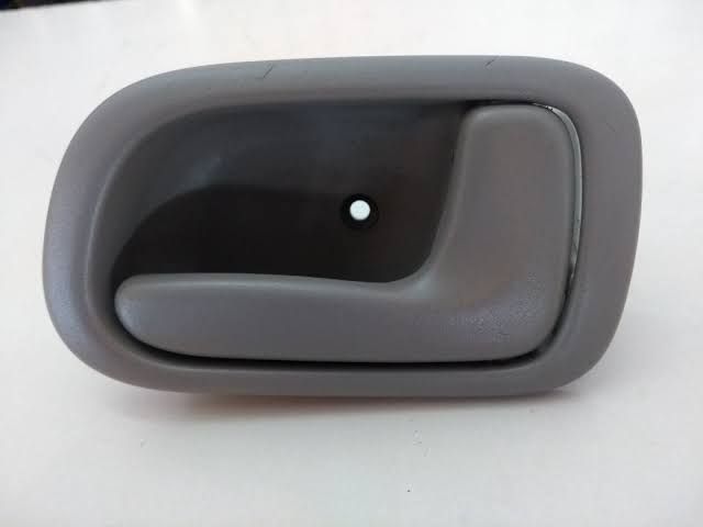 TOYOTA COROLLA 1999-2001 / KAPI İÇ AÇMA KOLU GRİ SAĞ SOL (ADET)